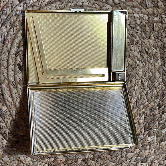 Vintage Colibri Cigarette Case w Peacocks & Built-In Lighter Initialed KGB - Picture 7 of 17